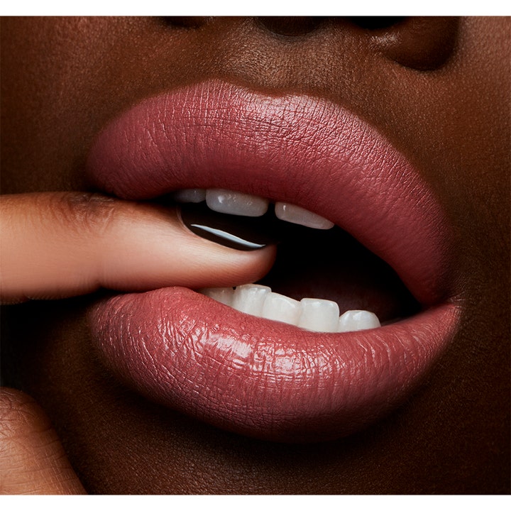Love Me Lipstick
