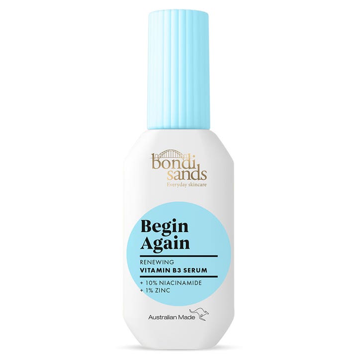 Bondi Sands Begin Again Vitamin B3 Serum förnyande ansiktsserum med niacinamide i vit flaska med ljusblå kork