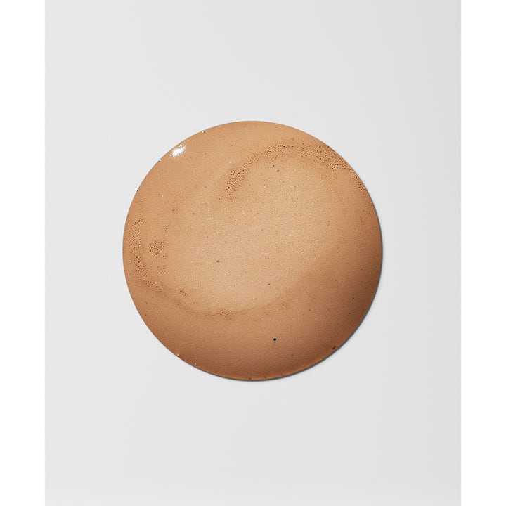 Heliocare Gel Oil-Free SPF 50+ Beige 50 ml beige oljefri solkräm visas som en rund klick med mjuk, jämn textur.