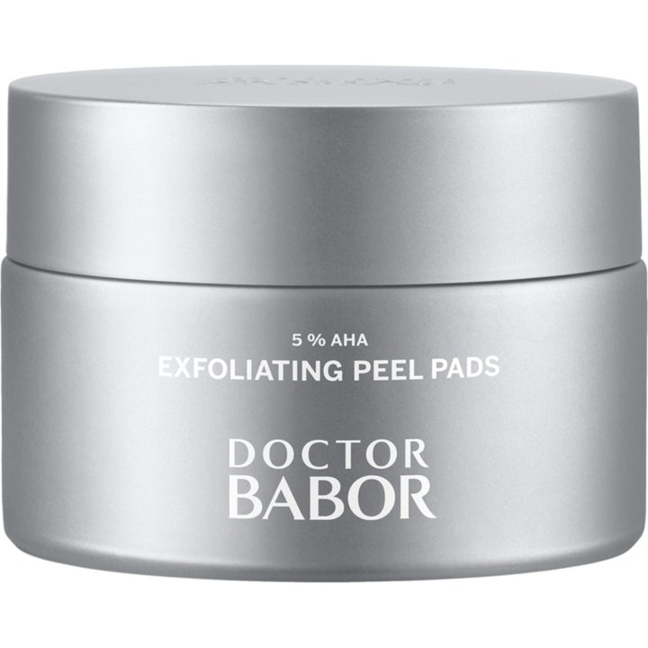 Doctor Babor 5% AHA Exfoliating Peel Pads 60 st ger lyster med aha peeling pads i en stilren silverfärgad burk.