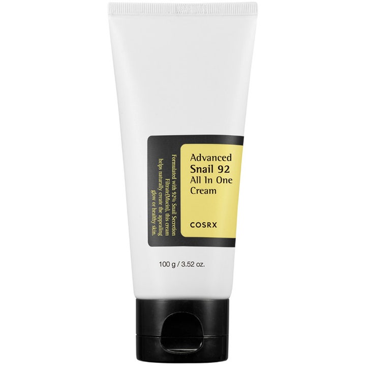 COSRX Advanced Snail 92 All In One Cream 100 g fuktgivande snigel ansiktskräm i vit tub med svart lock
