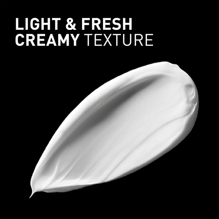 FILORGA Hyalu-Filler Cream 50 ml återfuktande dagkräm med vit krämig textur och texten Light & Fresh Creamy Texture