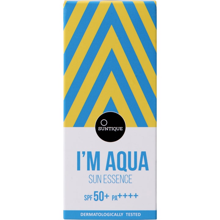 Suntique I'm Aqua Sun Essence 50 ml aqua solkräm för känslig hud i blågul sicksackmönstrad förpackning