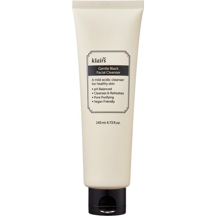 Klairs Gentle Black Facial Cleanser 140 ml mild ansiktsrengöring i beige tub med svart lock.