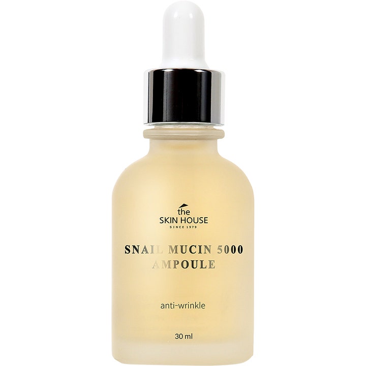 The Skin House Snail Mucin 5000 Ampoule 30 ml anti-rynk serum med snigelslem i frostad glasflaska med silverpipett.