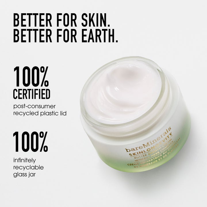 bareMinerals Skinlongevity Restorative Rich-Cream 50 ml återfuktande ansiktskräm i återvinningsbar glasburk med vit textur