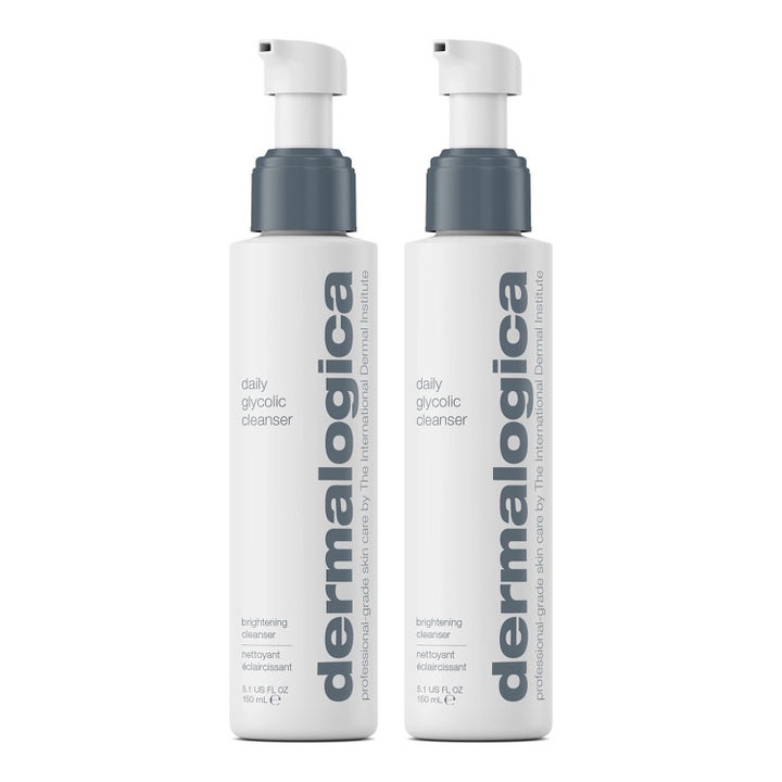 Dermalogica Daily Glycolic Cleanser 150 ml lystergivande ansiktsrengöring i två vita flaskor med grå pumpar