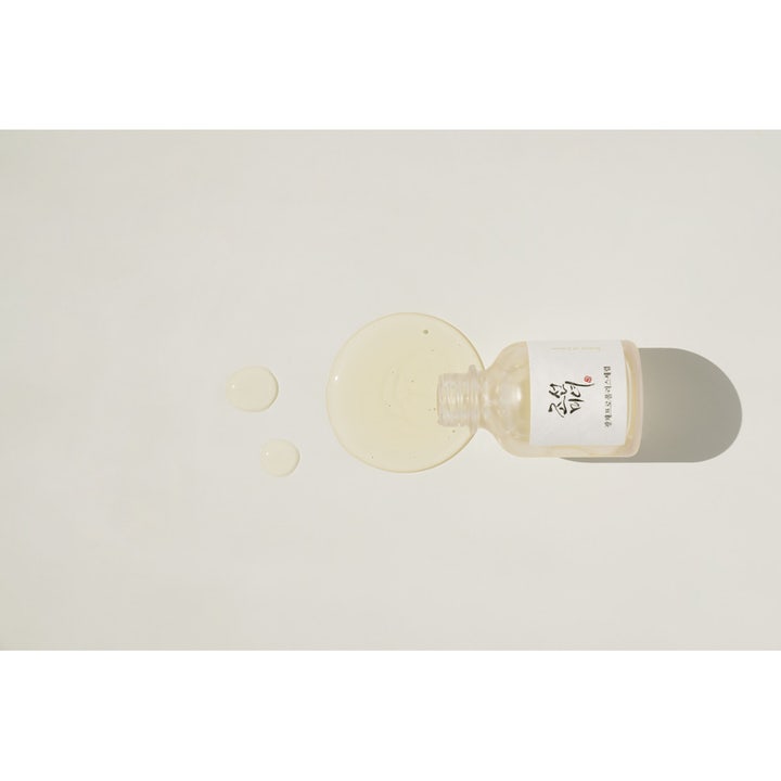 Beauty of Joseon Glow Serum 30 ml lystergivande ansiktsserum i glasflaska med utspilld honungsliknande textur