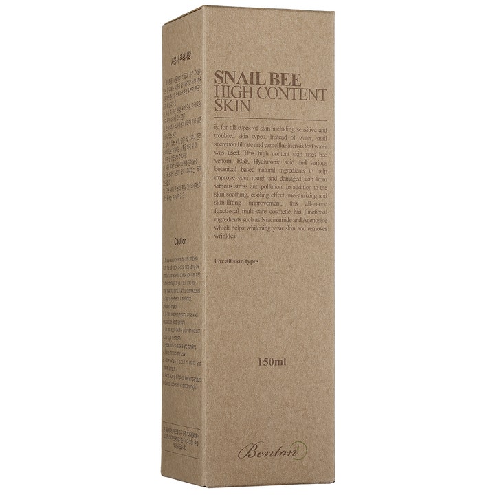 Benton Snail Bee High Content Skin 150 ml lugnande k-beauty toner med snigel i brun ytterförpackning av papp.