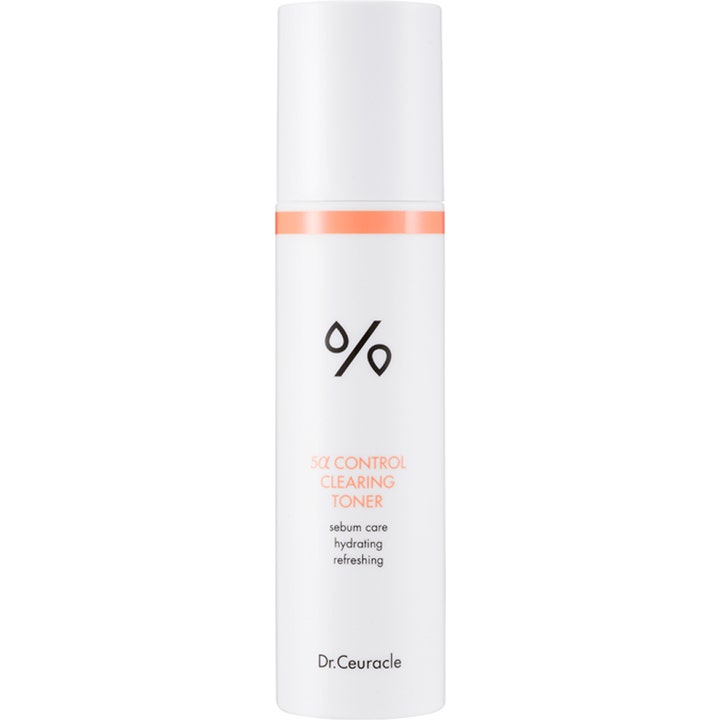 Dr. Ceuracle 5α Control Clearing Toner 120 ml för talgkontroll acne i en vit flaska med orange detaljer