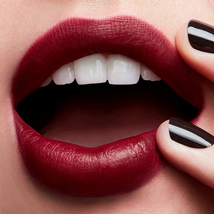 Love Me Lipstick