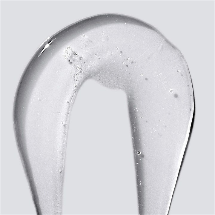Dermalogica Conditioning Body Wash 295 ml är en rengörande duschtvål med genomskinlig gelkonsistens.