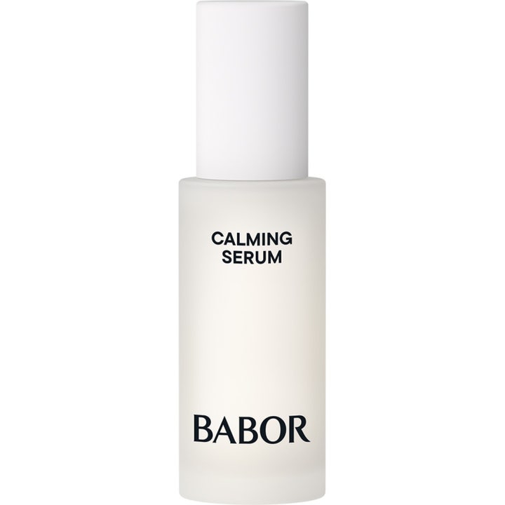 Babor Skinovage Calming Serum 30 ml lugnande ansiktsserum i en frostad glasflaska med vitt lock.