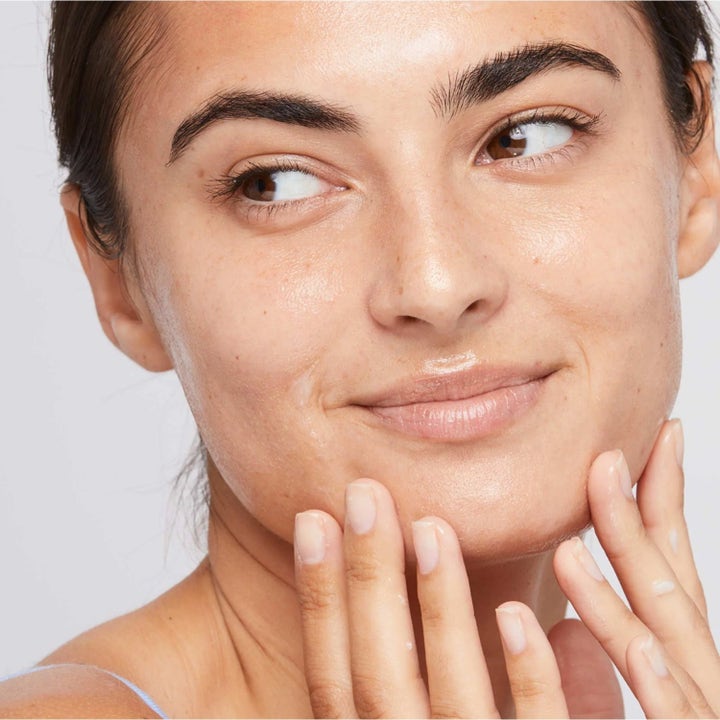 Dermalogica UltraCalming Duo Calm Water Gel lugnande hudvård ger återfuktad hy med naturlig lyster i ansiktet