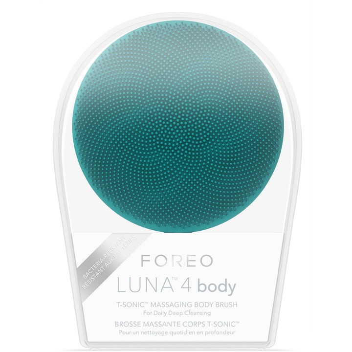 FOREO LUNA 4 body 1 st djuprengörande silikonborste i Evergreen som ger skonsam FOREO exfoliering i förpackning