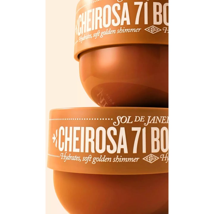 Sol de Janeiro Cheirosa 71 Body Cream 240 ml lystergivande Cheirosa kroppskräm i staplade bruna burkar