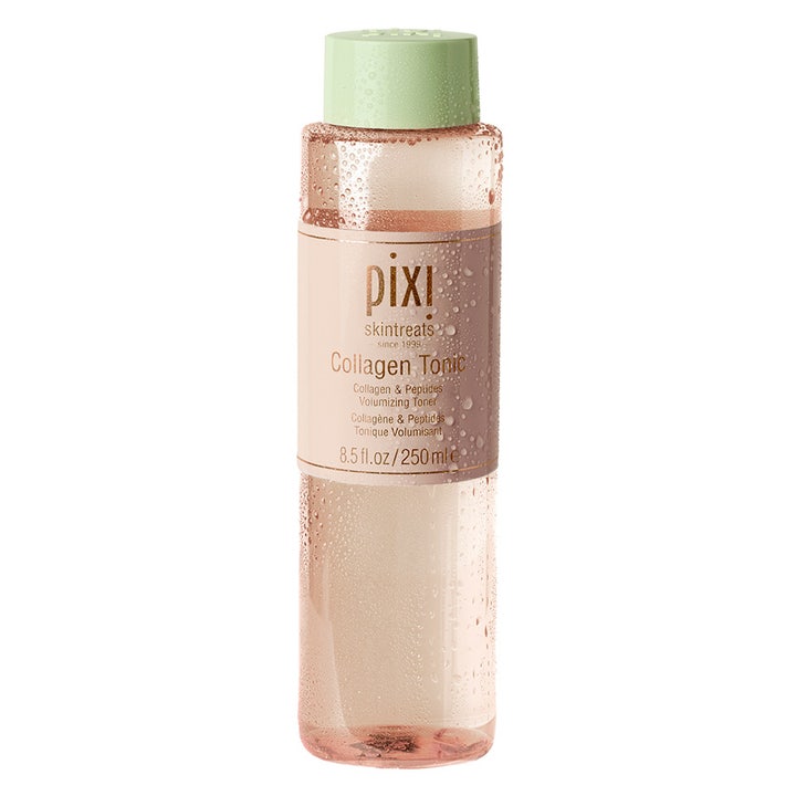 Pixi Collagen Tonic 250 ml volymgivande collagen toner i genomskinlig flaska täckt av vattendroppar