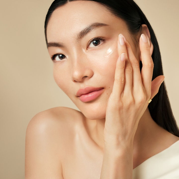 Ceramide Capsules Daily Youth Restoring Serum
