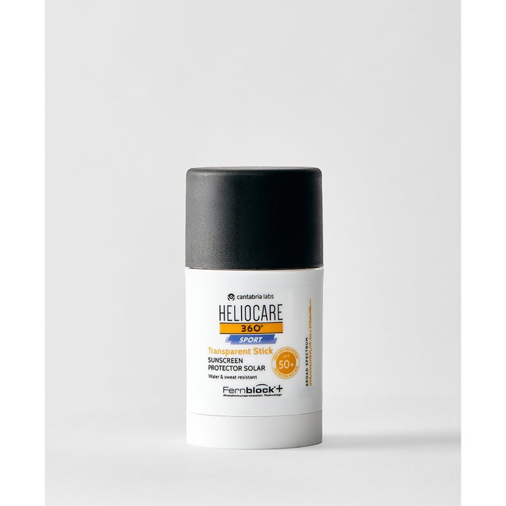 Heliocare Sport Stick SPF 50+ 25 g solkräm i praktiskt vitt solstift med svart lock för aktivt skydd.