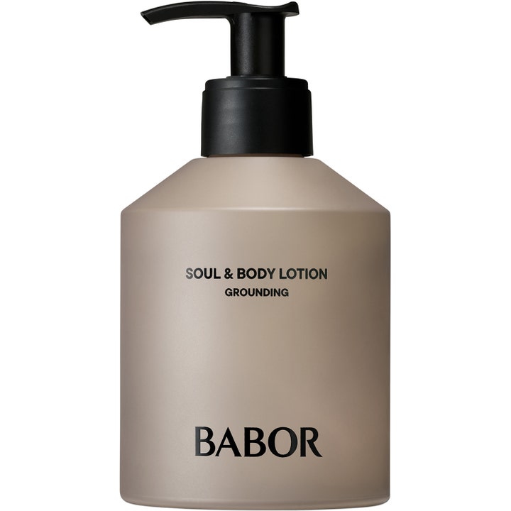 Babor Soul & Body Lotion Grounding lugnande body lotion i en beige flaska med svart pump ger återfuktad hud.