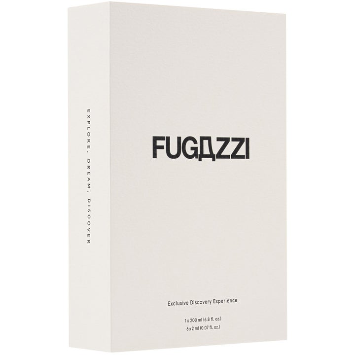 Fugazzi Exclusive Discovery Experience 1x200ml och 6x2ml parfymset i vit stilren pappersbox med svart text.