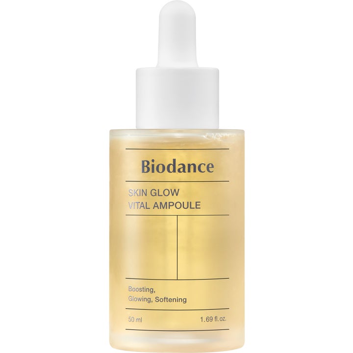 Biodance Skin Glow Vital Ampoule 50 ml lystergivande serum i frostat glas med vit pipett och gyllene innehåll