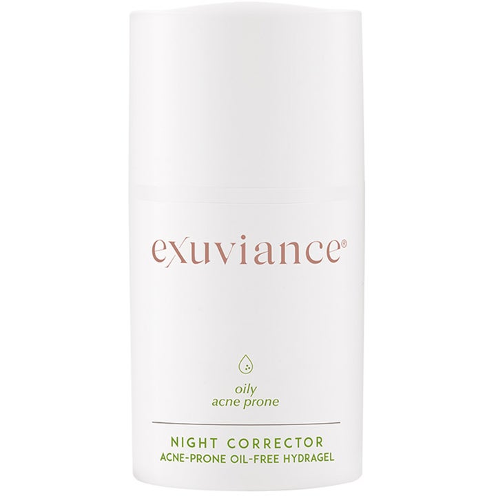 Exuviance Night Corrector 50 g exuviance nattkorrektör hydrogel är en oljefri ansiktskräm i en vit minimalistisk pumpflaska.