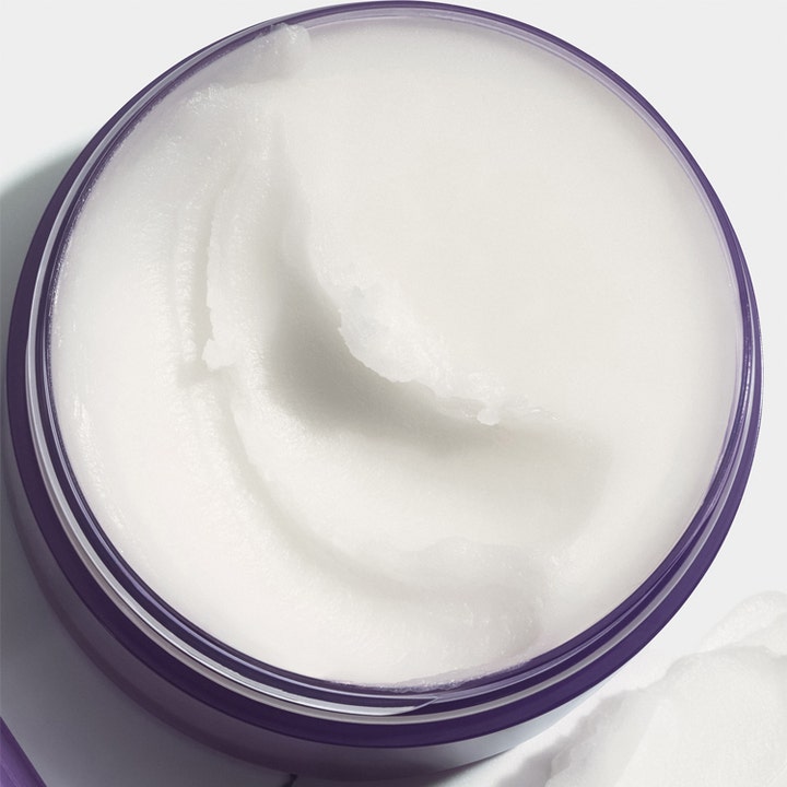 Clinique Take The Day Off Cleansing Balm 200 ml med vit krämig balmrengöring i lila burk sedd ovanifrån