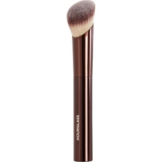 Hourglass Ambient Soft Glow Foundation