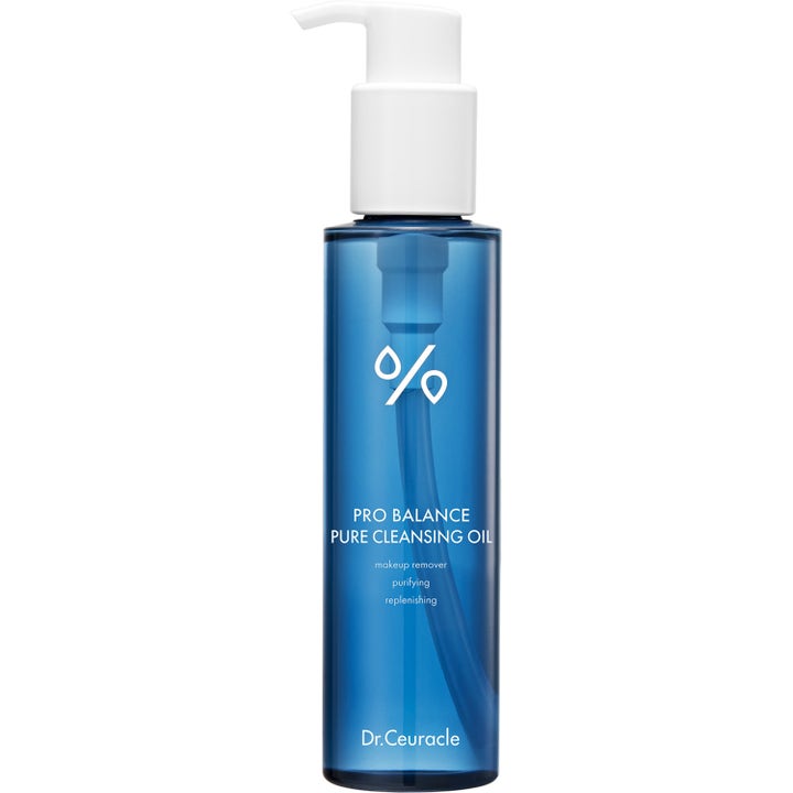 Dr.Ceuracle Pro Balance Pure Cleansing Oil 155 ml rengörande ansiktsolja i blå transparent flaska med vit pump.