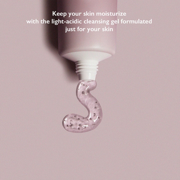 haruharu wonder Black Rice Soft Cleansing Gel 100 ml svart ris ansiktsrengöring med genomskinlig gel ur en lila tub.