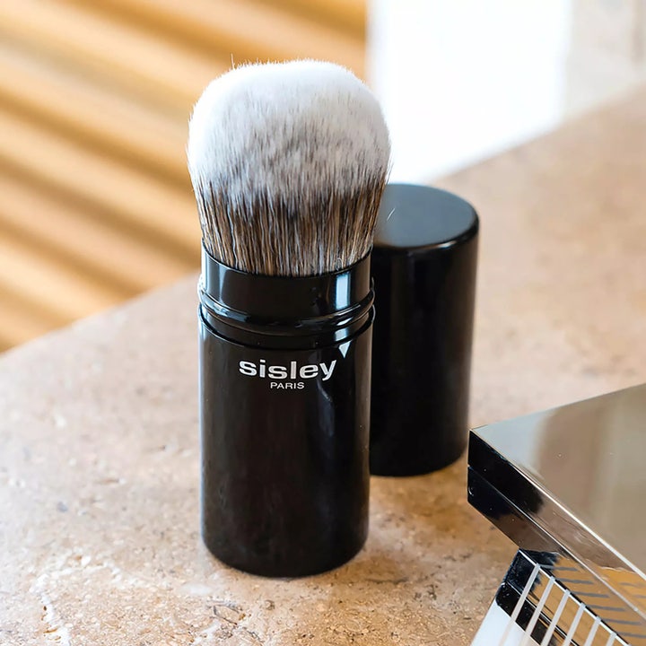 Kabuki Brush
