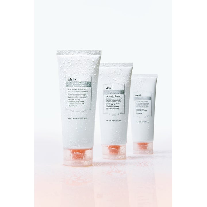 Klairs Freshly Juiced Vitamin Mask Cleanser 150 ml ger lyster i vita tuber med vattendroppar och persikofärgat lock.