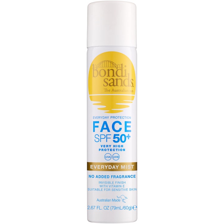Bondi Sands Face SPF 50+ Everyday Mist 79ml ansiktsmist spf ger osynligt solskydd i vit sprayflaska med gult tryck