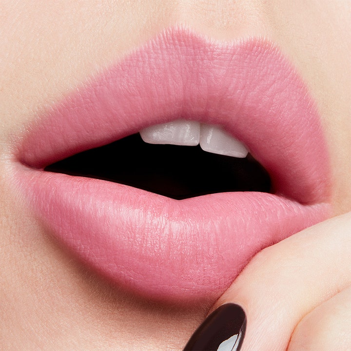 Love Me Lipstick