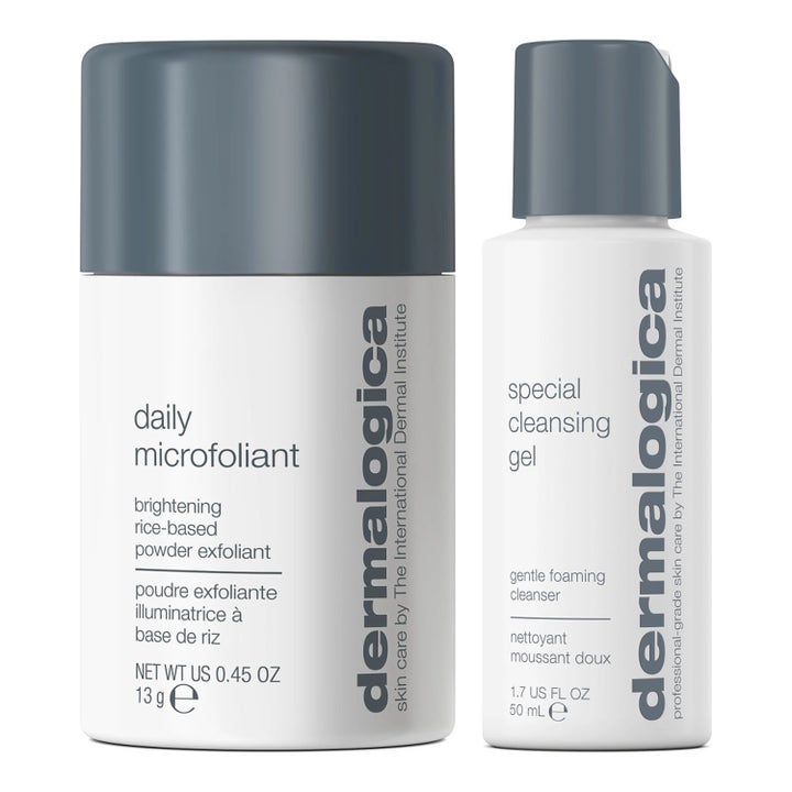 Dermalogica Daily Microfoliant 13g och Special Cleansing Gel 50ml ger lyster och ren hy i vita flaskor med gråblå lock.