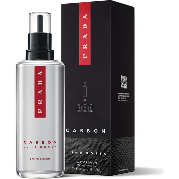 Prada Luna Rossa Carbon Refill 150ml herrparfym i glasflaska bredvid svart originalflaska på vatten