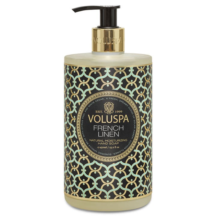 Voluspa French Linen 450 ml återfuktande lyxig handtvål i dekorativt mönstrad flaska med guldiga detaljer