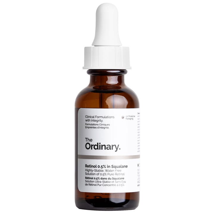 The Ordinary Retinol 0.5% in Squalane 30 ml retinol ansiktsolja i en brun UV-skyddande glasflaska med vit pipett.
