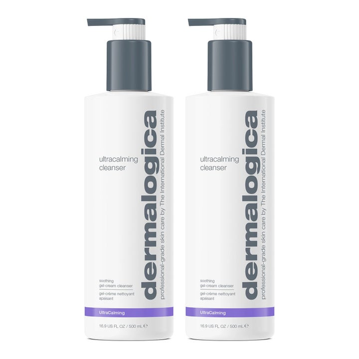 Dermalogica Ultracalming Cleanser 500 ml lugnande ansiktsrengöring i två vita pumpflaskor med lila band