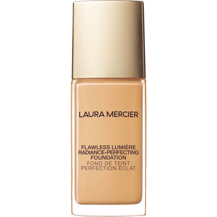 Flawless Lumière Radiance Perfecting Foundation