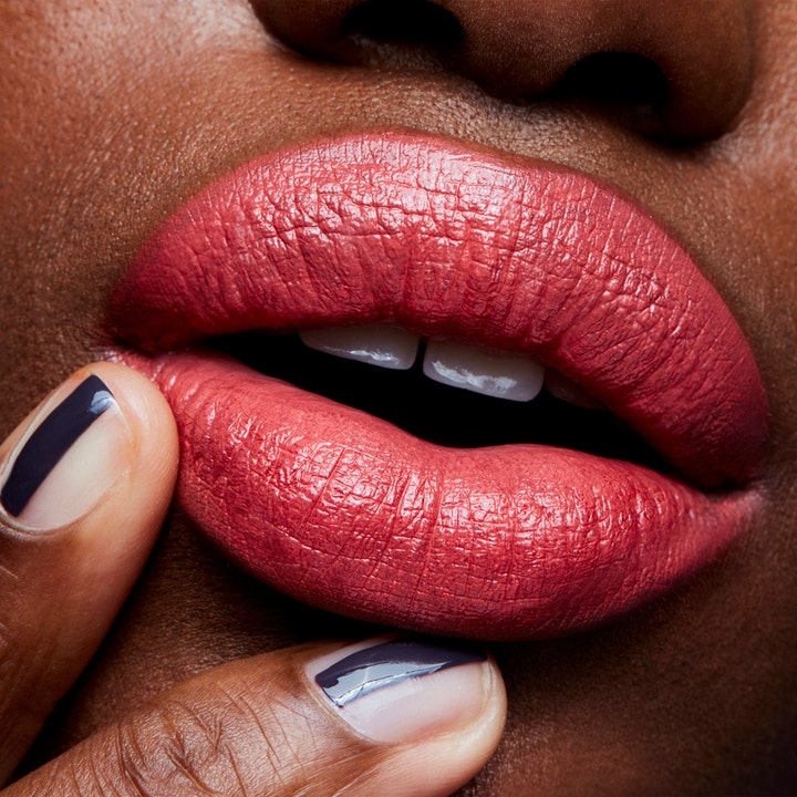 Amplified Crème Lipstick