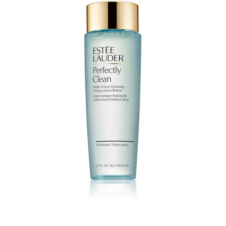 Estée Lauder Perfectly Clean 200 ml balanserande hydrating toner i en ljusblå genomskinlig flaska med guldkork