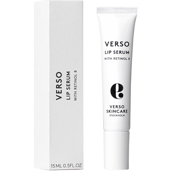 Verso N°9 Lip Serum 15 ml läppserum med Retinol 8 i vit tub och tillhörande ytterförpackning