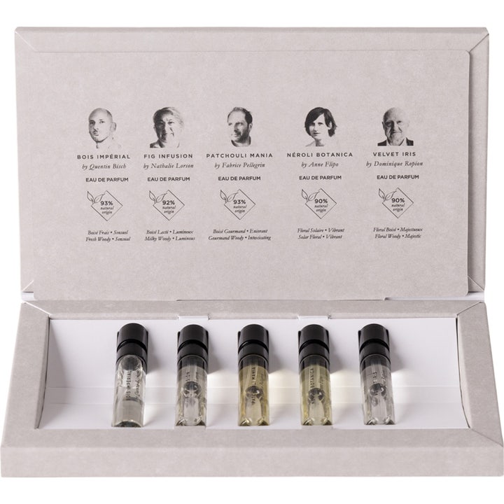 Essential Parfums Discovery Set 11 x 2 ml parfymset i en ljusgrå ask med små glasprover och svarta lock för ny parfym