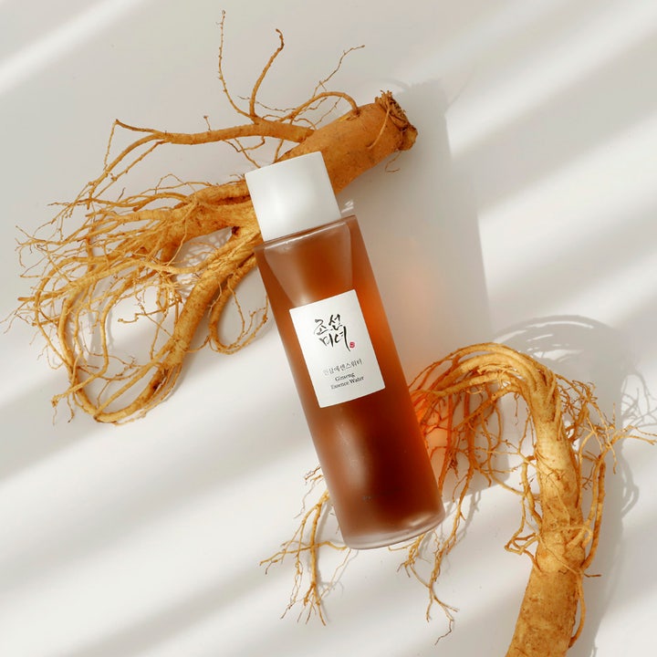 Beauty of Joseon Ginseng Essence Water 150 ml är ett anti-age fuktgivande ansiktsvatten med koreansk ginseng och rötter