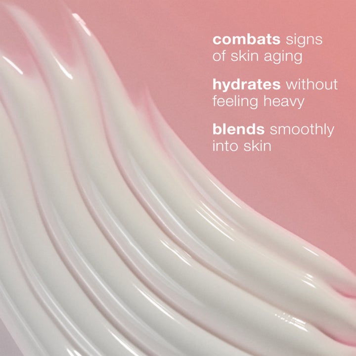 Dermalogica Dynamic Skin Recovery SPF50 100 ml återfuktande dagkräm med vit krämig textur på rosa bakgrund