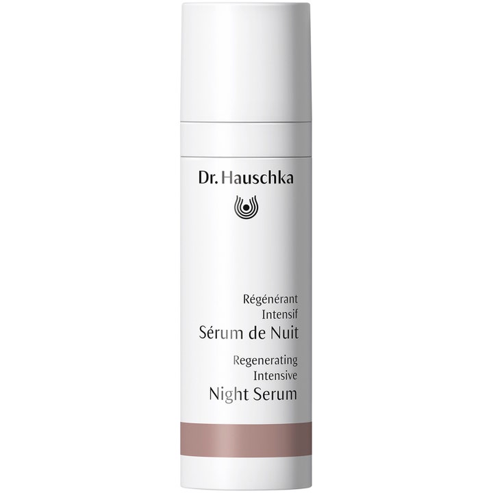 Dr. Hauschka Regenerating Intensive Night Serum 20 ml förnyande nattserum som ger spänst i vit pumpflaska med mauve rand