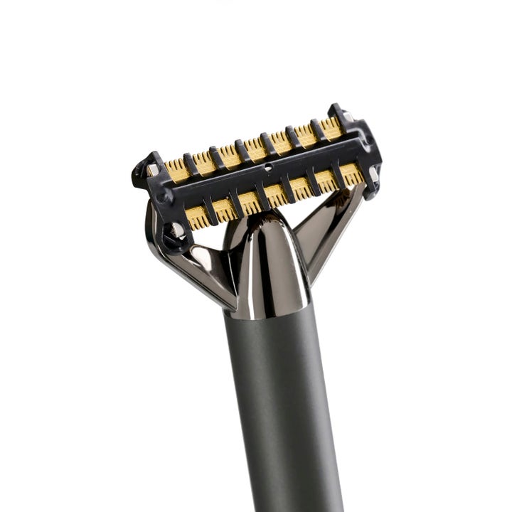 BaByliss Super X Metal X Blade Black 1 st skäggtrimmer ger precis rakning med guldfärgade blad och mörkgrå metalldesign