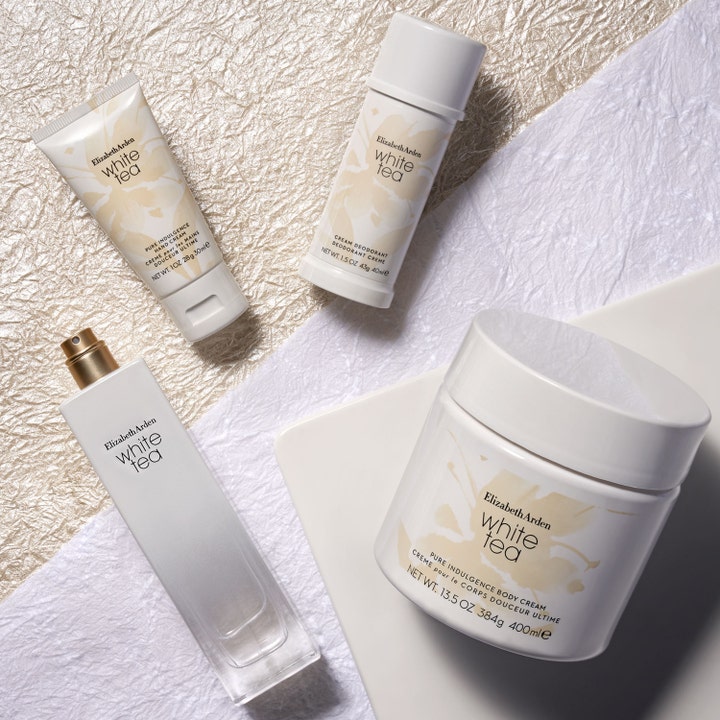 Elizabeth Arden White Tea Deodorant 40 ml doftande alkoholfri deodorant i vit hylsa bland lyxiga hudvårdsprodukter.